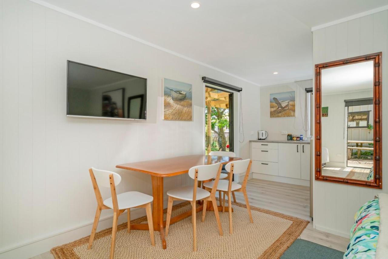 Rooftops Accommodation Whitianga Esterno foto