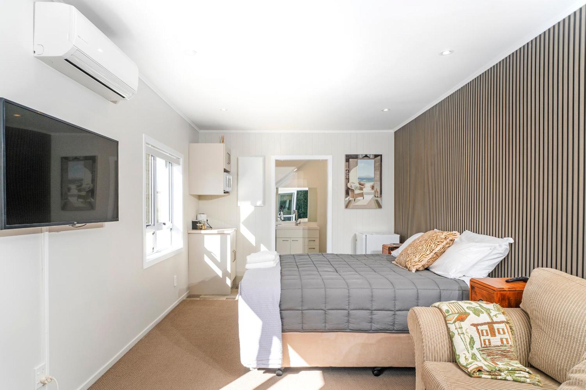 Rooftops Accommodation Whitianga Esterno foto